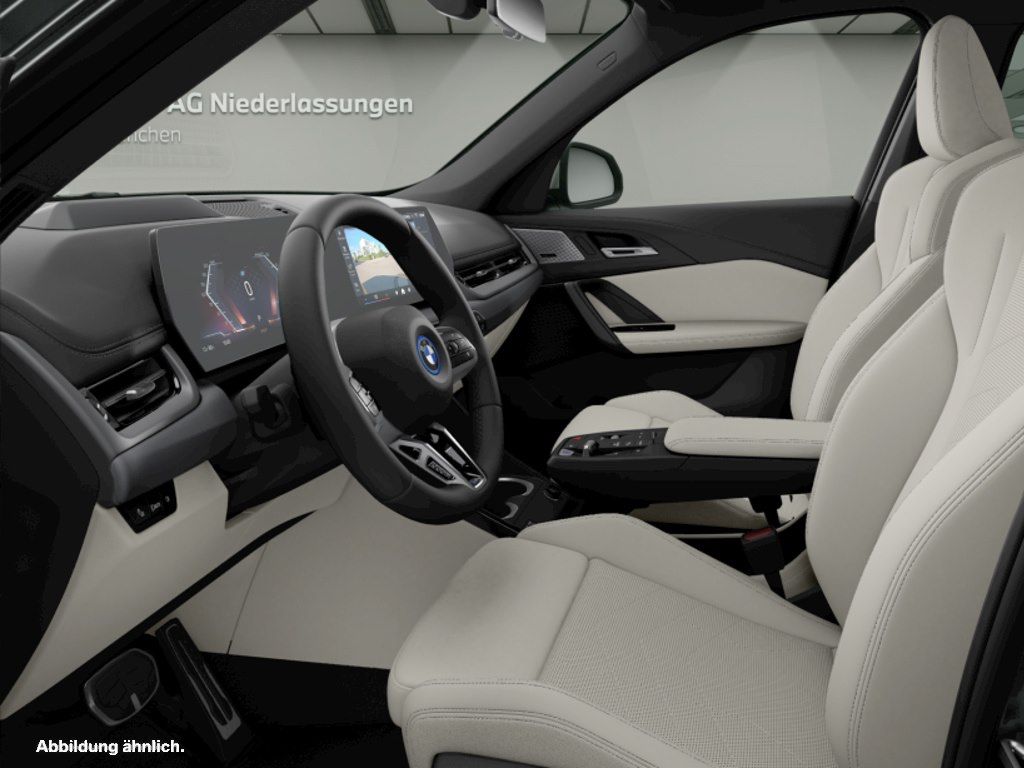 BMW iX1 - Bild 4