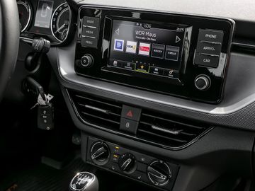 Skoda Kamiq 1.0 TSI Ambition Spurhalteassistent LED