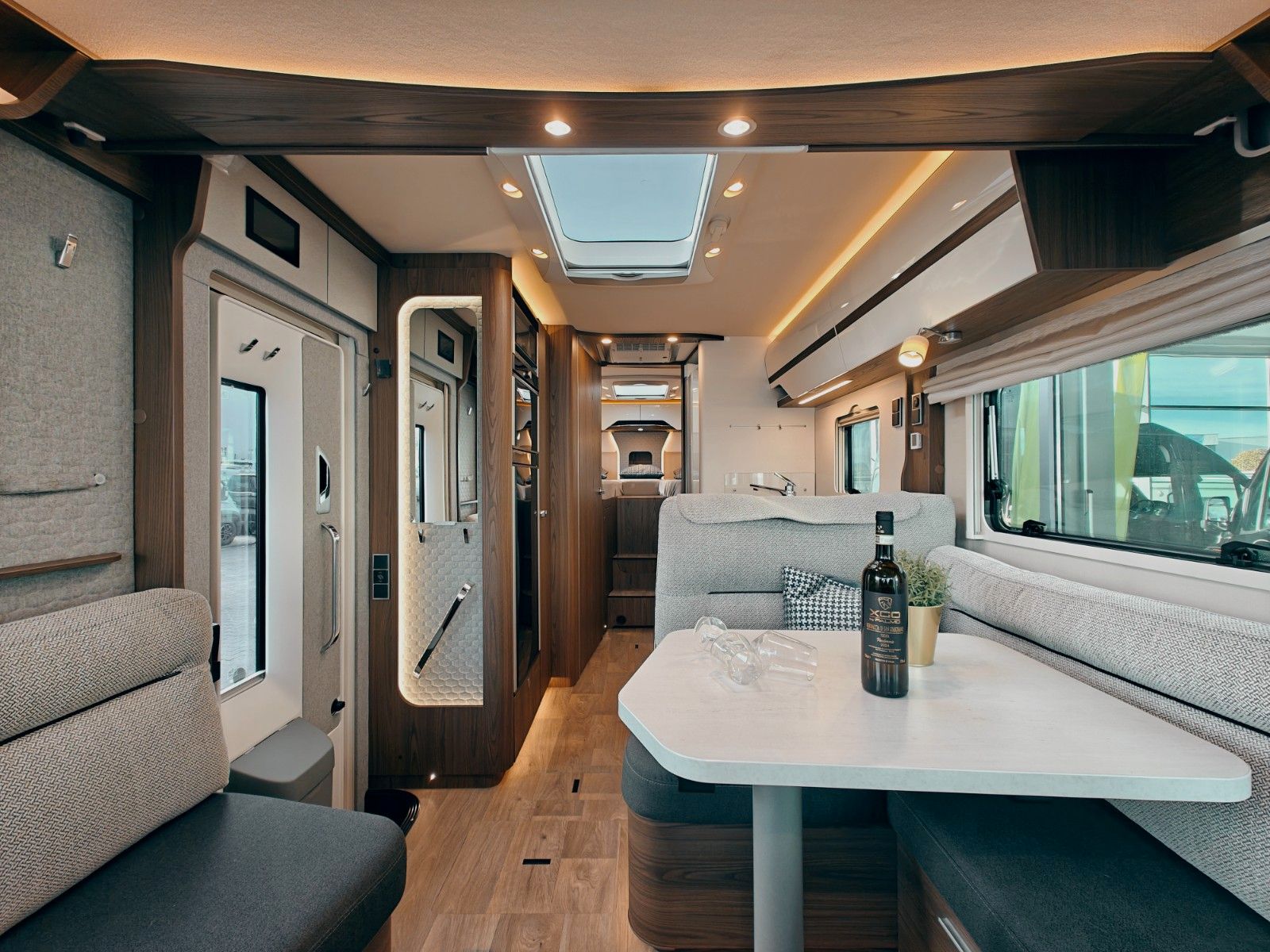 Fahrzeugabbildung HYMER / ERIBA / HYMERCAR B-KLASSE ML I 780 MASTERLINE - AUS ERSTBESITZ