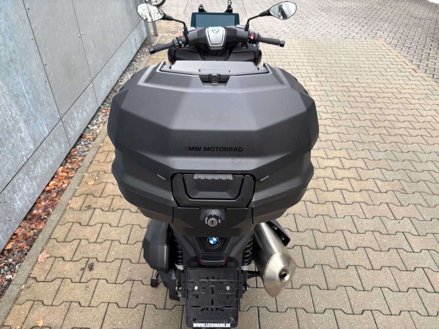 Fahrzeugabbildung BMW C 400 GT Connectivity Pro Komfort Paket Topcase