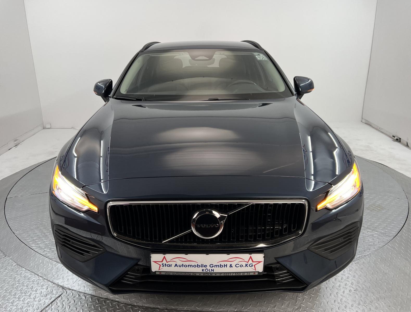 Volvo V60 Core 2,0 i Recharge Plug-In Hybrid T6 AWD E6, миниатюра 4