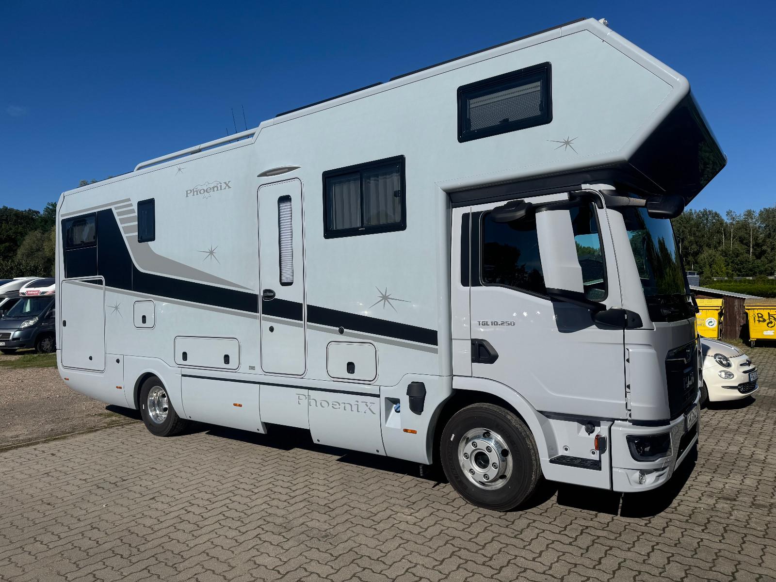 Phoenix Top-Alkoven 8800 GSX Modell 2025