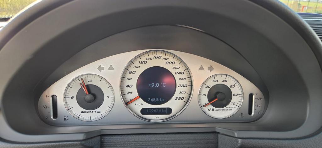 Mercedes-Benz E 55 AMG