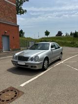 Mercedes-Benz E 220 CDI *GLÜHKERZEN+KÜHLER NEU* - gebrauchte Mercedes-Benz E 220 aus dem Jahr 2000