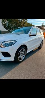 Mercedes-Benz GLE 250 d 4Matic AMG Designo - gebrauchte Mercedes-Benz GLE 250 aus dem Jahr 2017