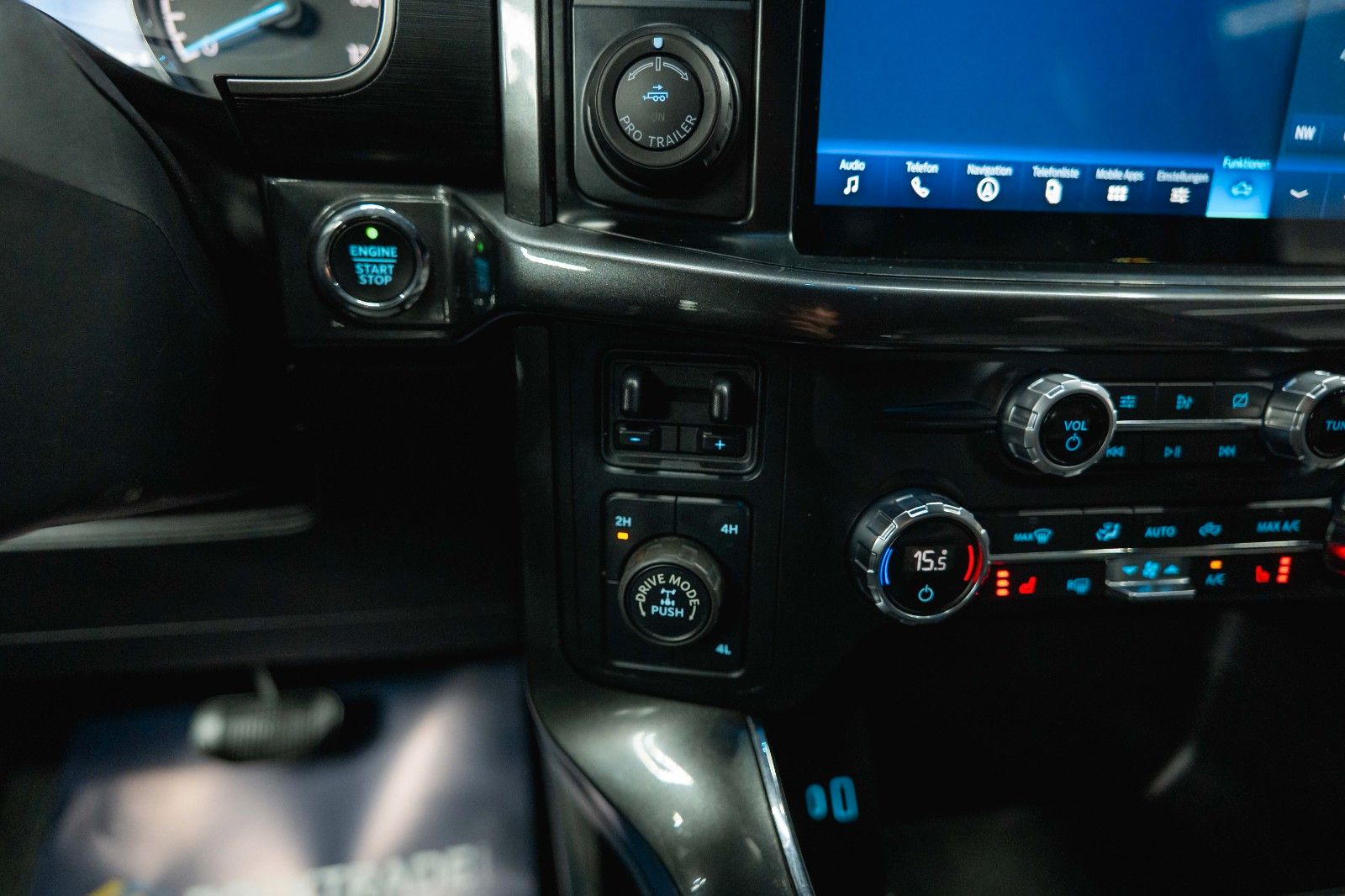 Fahrzeugabbildung Ford F150 5.0L V8 4x4 SuperCrew Longbed RAPTOR 19%