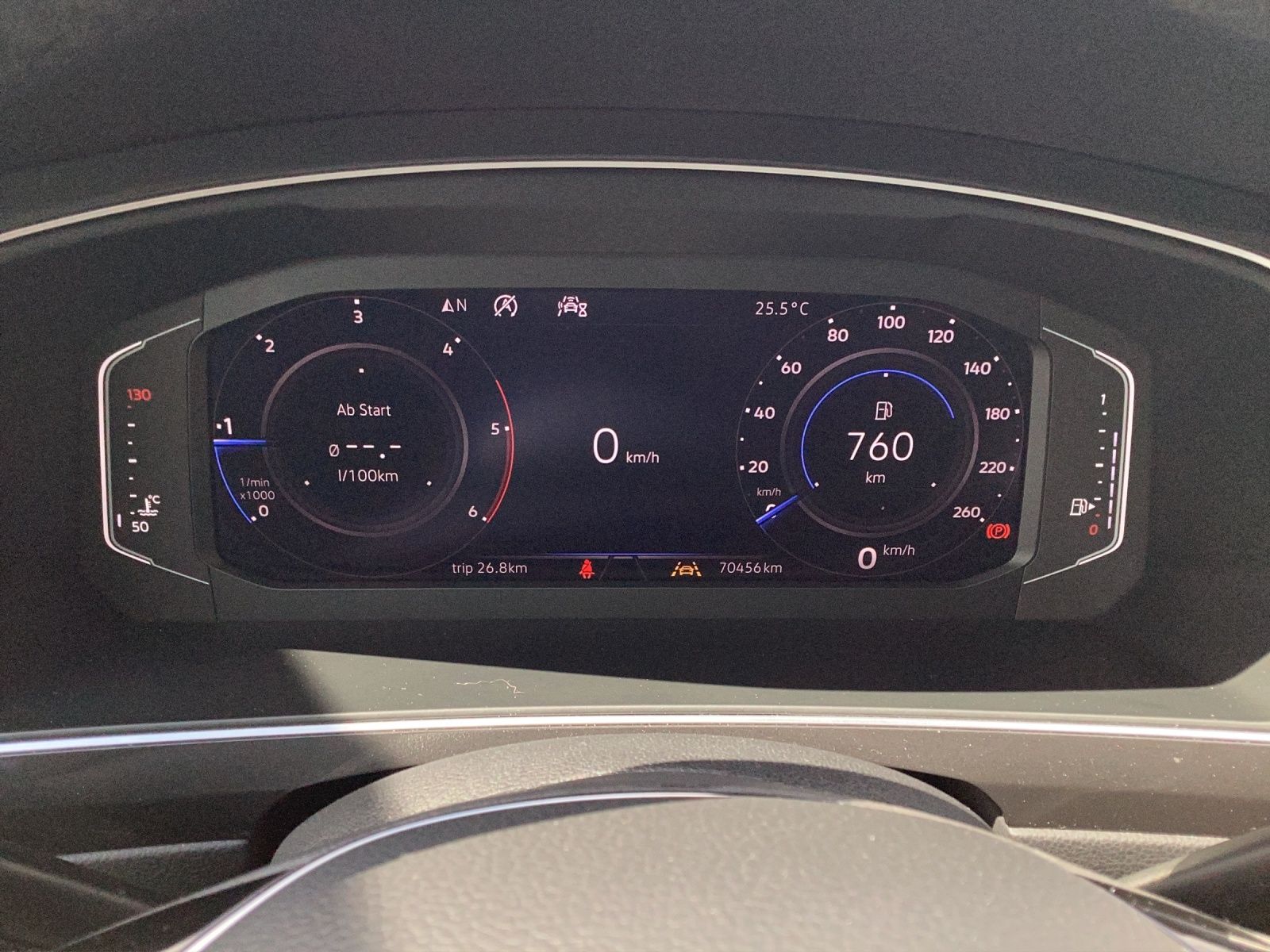 Fahrzeugabbildung Volkswagen Tiguan TDI IQ.DRIVE AHK Kamera ACC