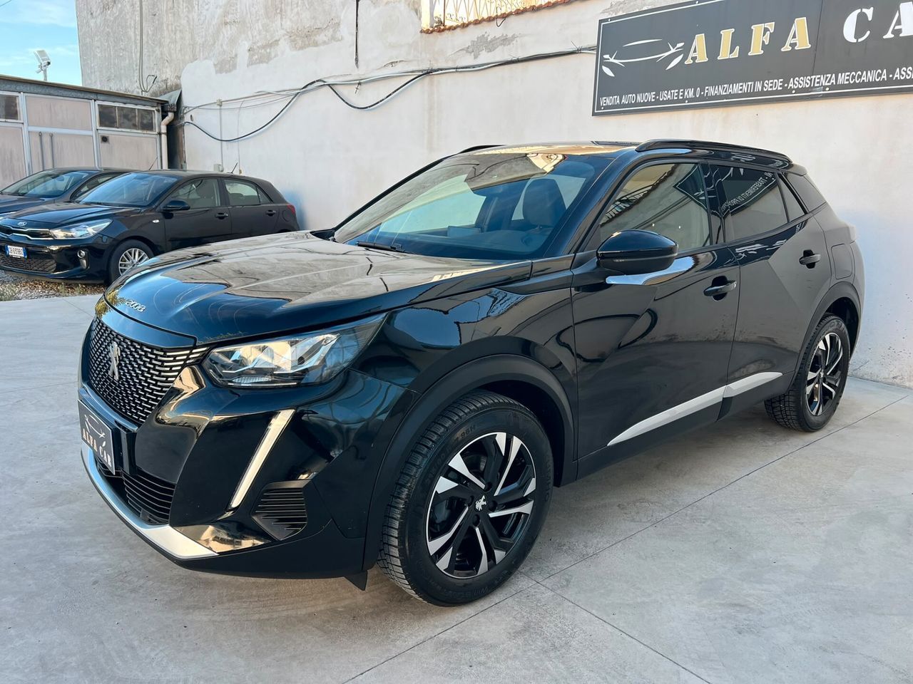Peugeot PEUGEOT 2008 1.2 PureTech 130CV 2023!!! ALLURE!! imagem 3