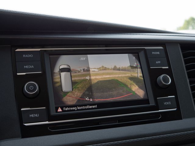 T6.1 Kasten 2.0 TDI L1H1 PDC SHZ RÜCKFAHRKAMERA