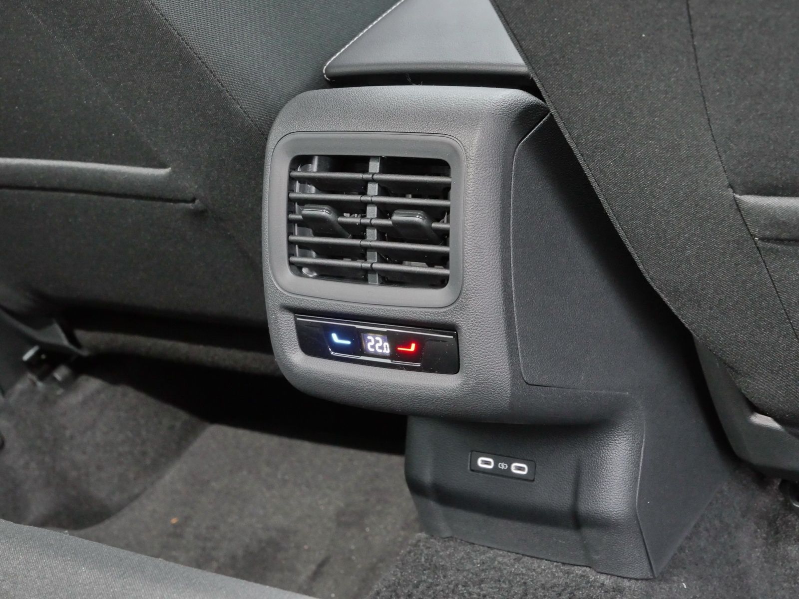 Volkswagen T-Roc - Bild 16