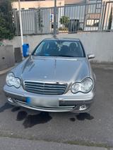 Mercedes-Benz Mercedes C180 W203 - Mercedes-Benz W203