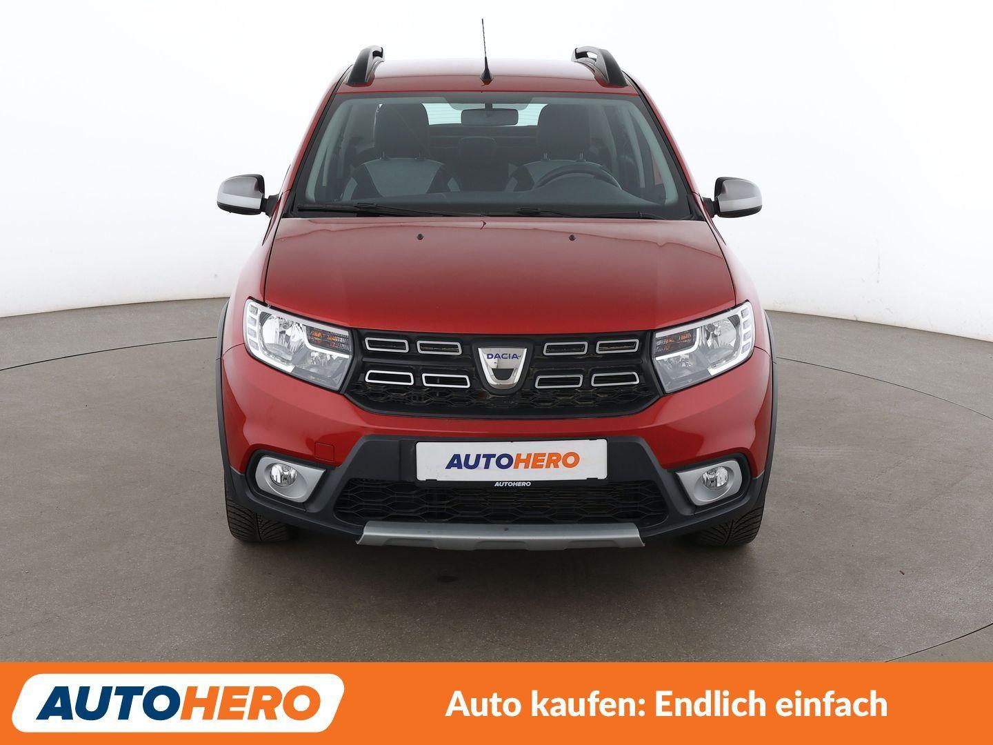 Dacia Sandero 0.9 TCe Stepway Celebration Aut.*NAVI*