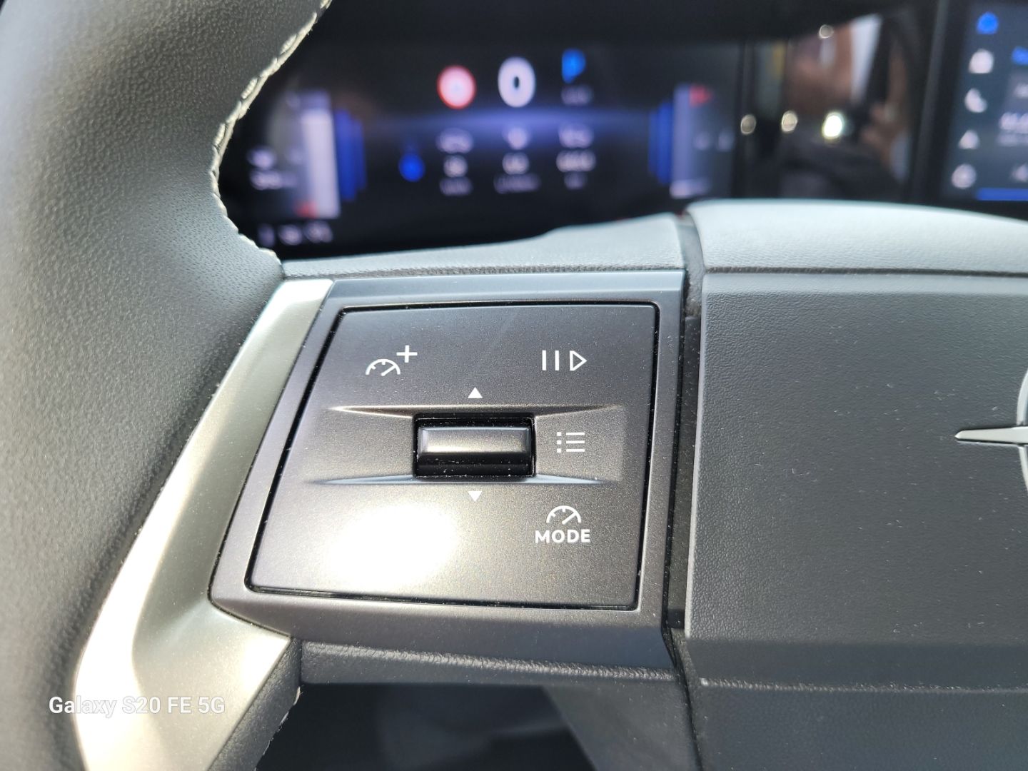 Fahrzeugabbildung Opel Frontera Edition 1.2 SHZ+LHZ+Kamera+Allwetter