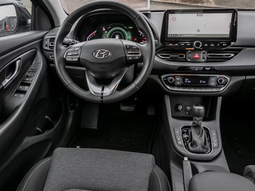 Hyundai i30 1.0 Trend Kombi DCT LED CarPlay Kamera Navi