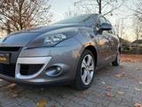 Renault Scenic III Dynamique - Renault Scenic Dynamique mit Diesel-Antrieb