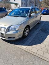 Toyota Avensis 1.8L Benzin - Toyota Avensis in Chemnitz