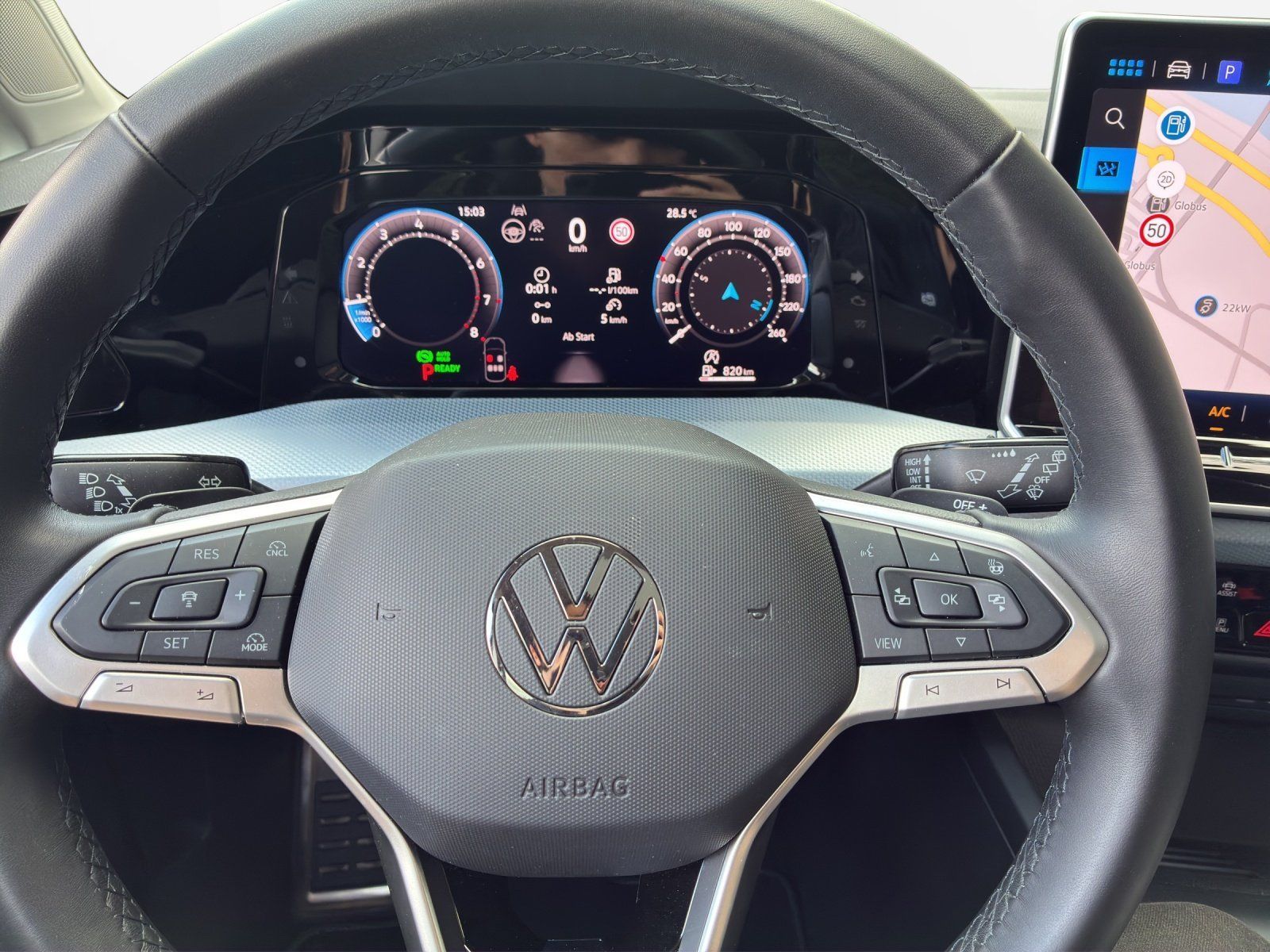 Fahrzeugabbildung Volkswagen Golf VIII Variant 1.5 eTSI W Goal AHK,Kamera,LM