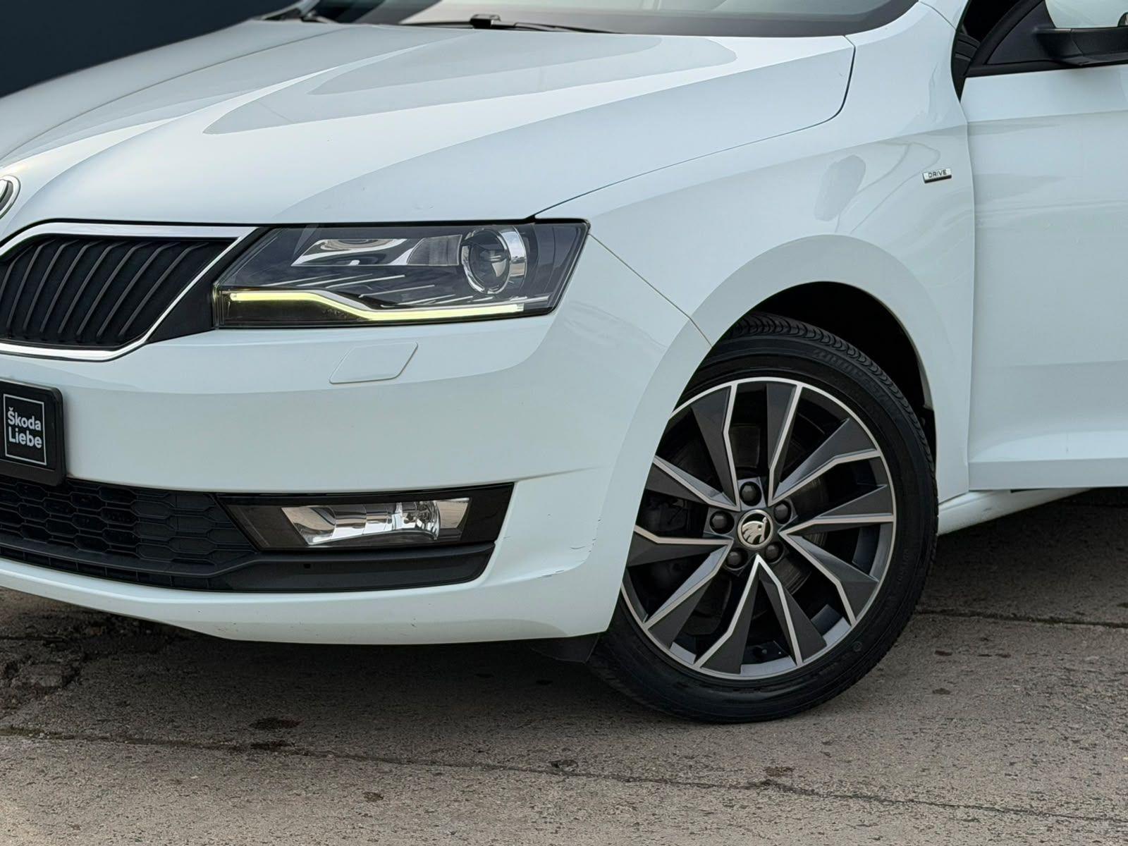 Skoda RAPID SPACEBACK 1.0TSI AMBITION NAVI+SITZHEIZUNG