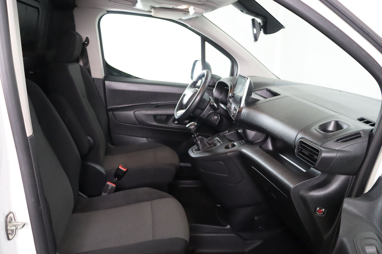 Fahrzeugabbildung Citroën Berlingo Kasten * Navi * Anhängerk. * Lang