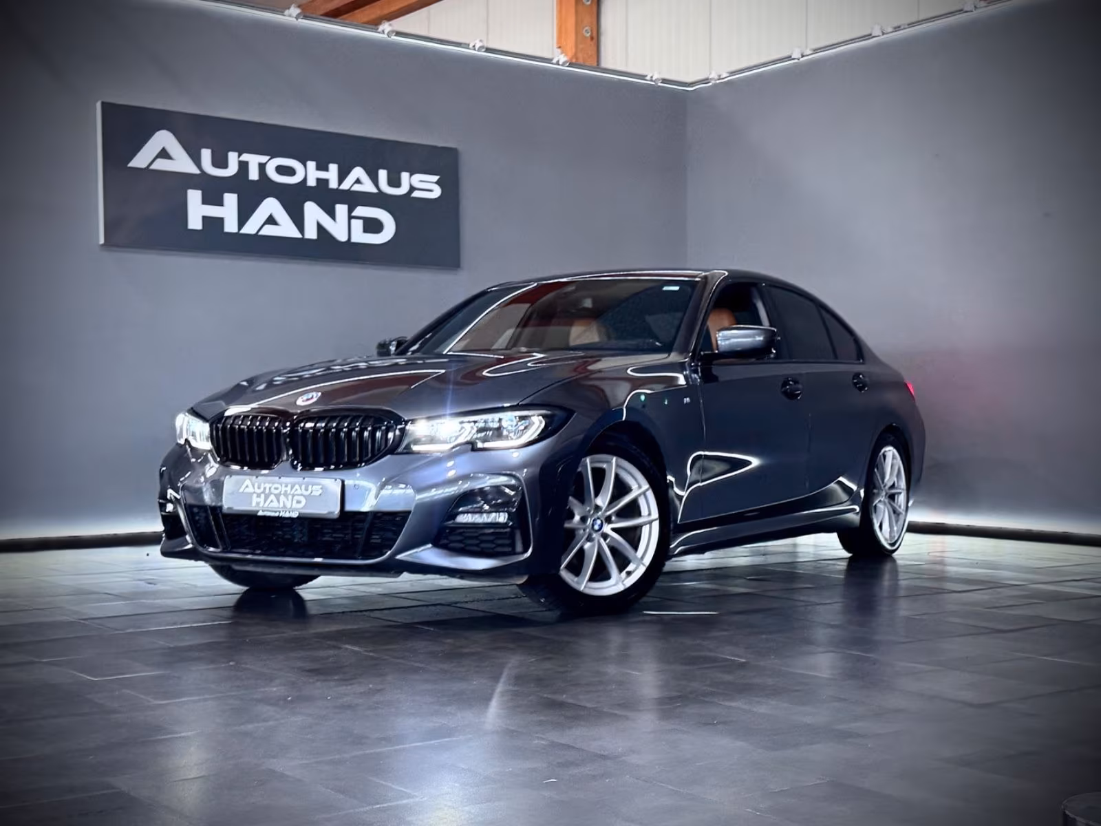 BMW 318 *M-Sport*Navi*LED*Shadow-Line*Kamera*1.Hand*