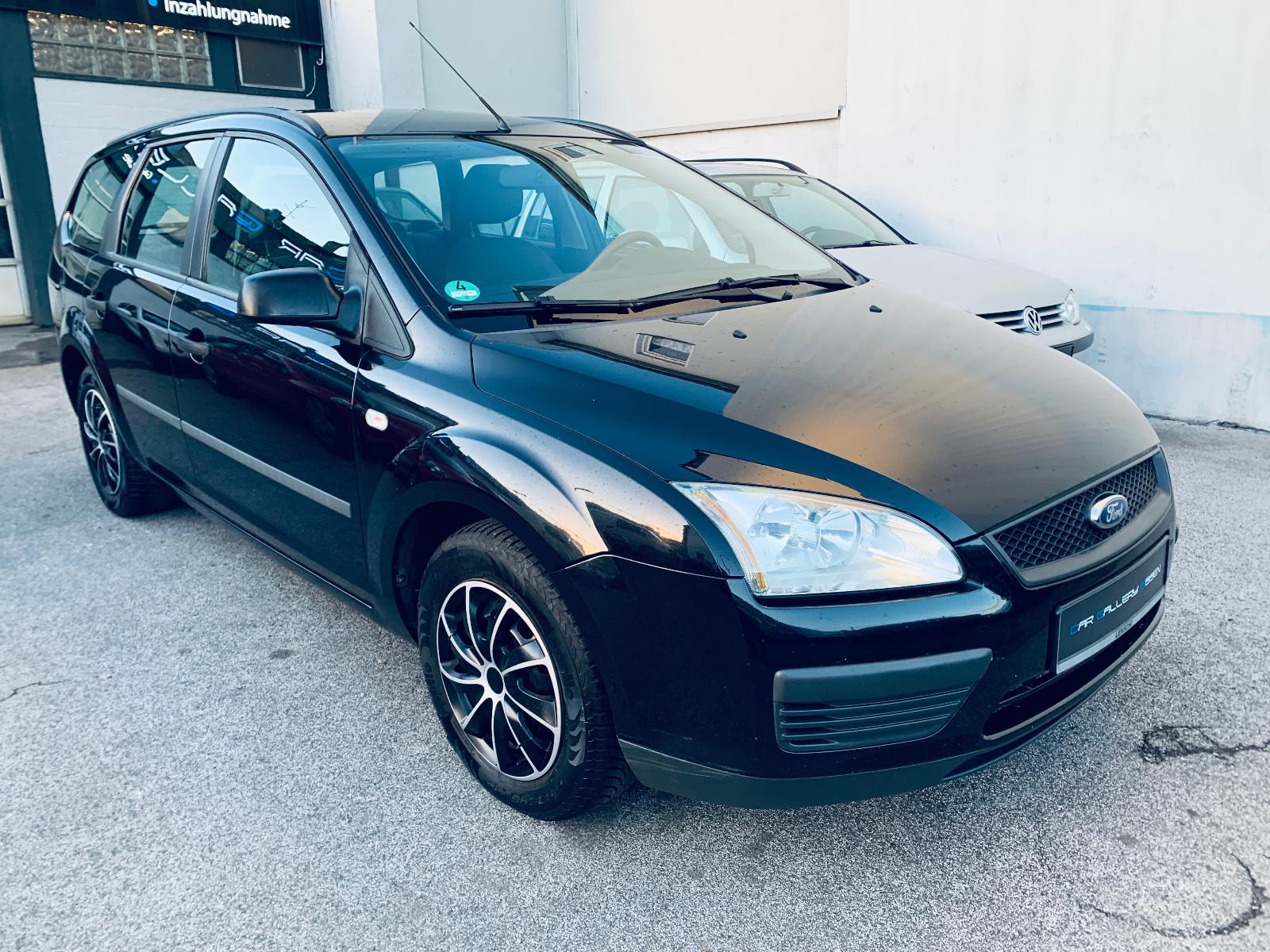 Ford Focus 2005 — photo 20