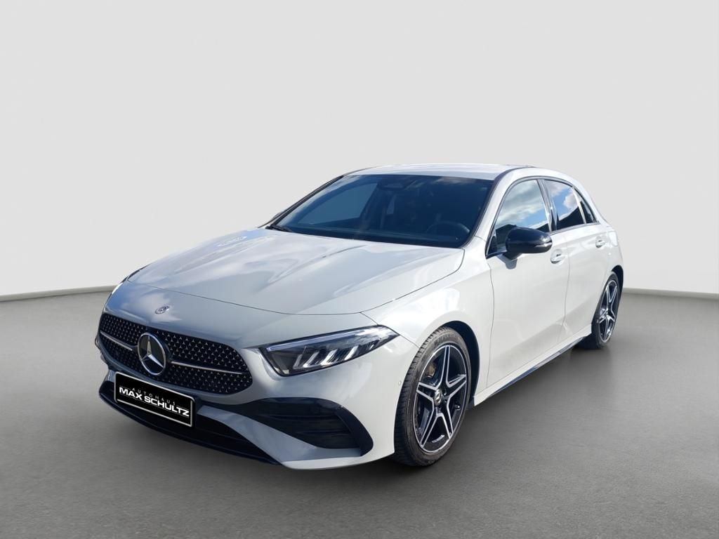 Fahrzeugabbildung Mercedes-Benz A 200 Kompaktlimousine AMG Line*Night Paket*LED