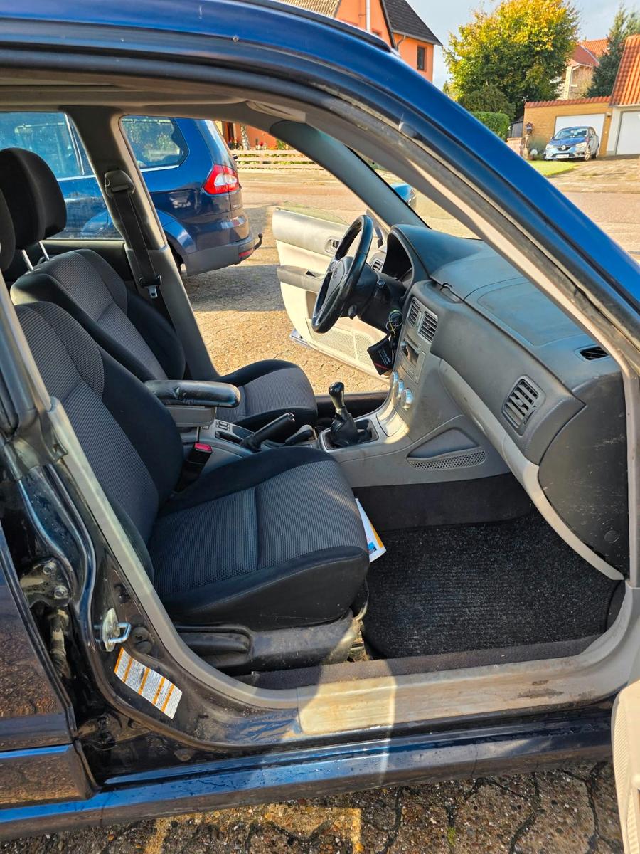 Subaru Forester 2005 — photo 16