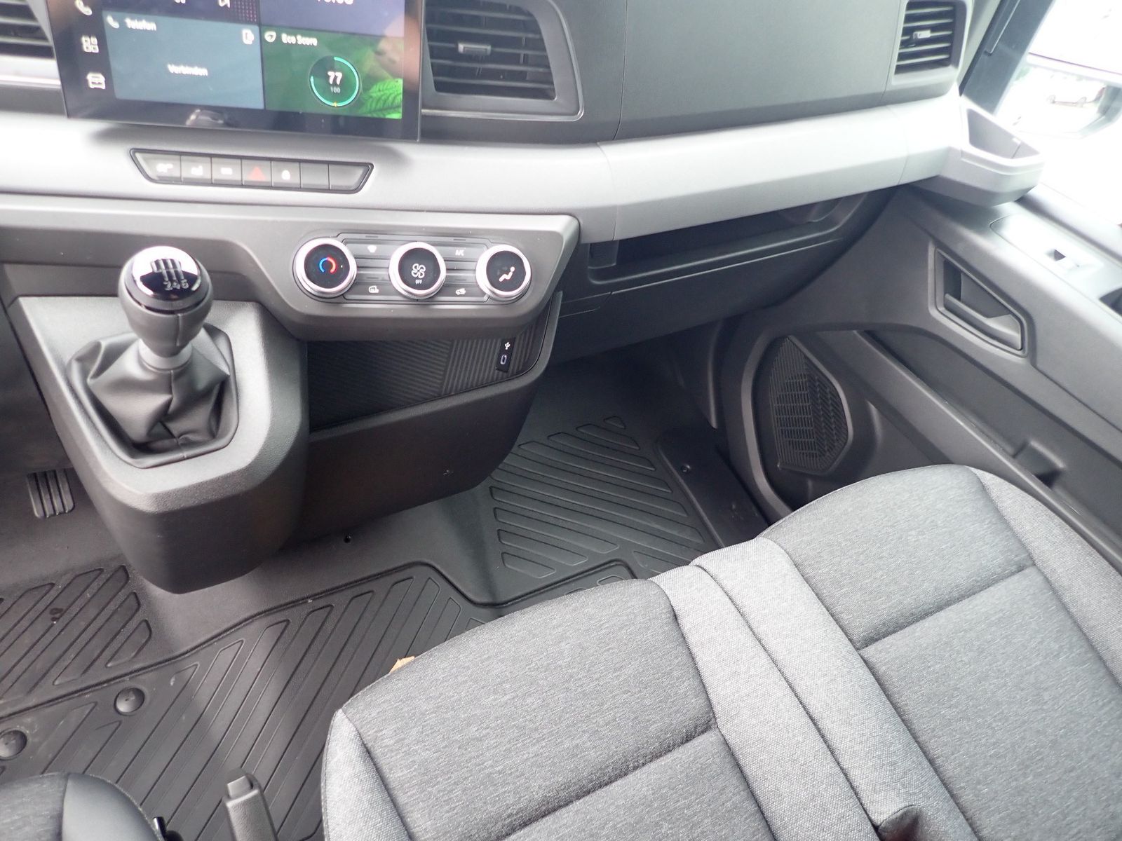 Fahrzeugabbildung Renault Master Werkseitige Umbauten FWD Fgst. Pritsche D