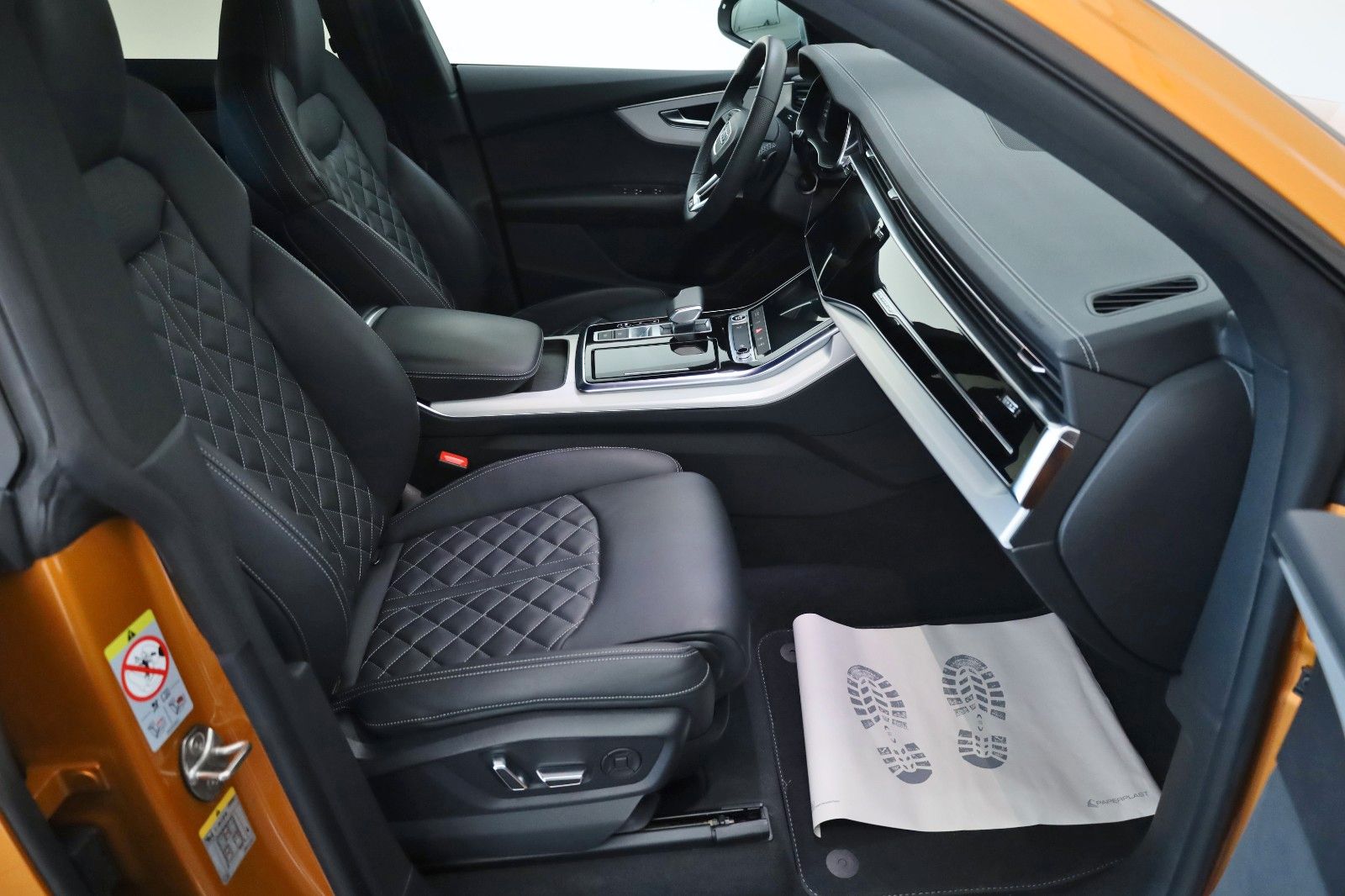 Fahrzeugabbildung Audi Q8 60 TFSI e quattro,S Line,Matrix, CarPlay, 21"