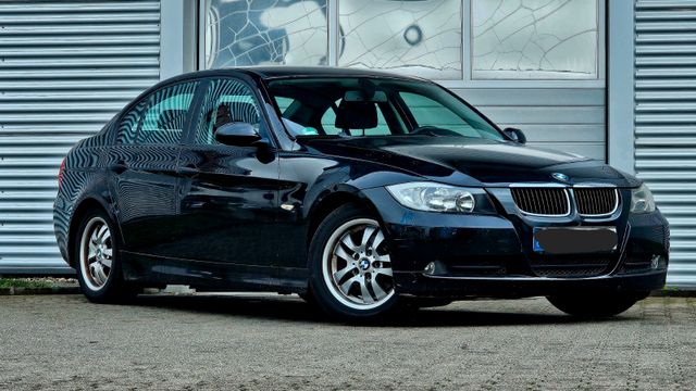 BMW 320i Lim. Shzg Klima PDC Sportsitze Kette Neu