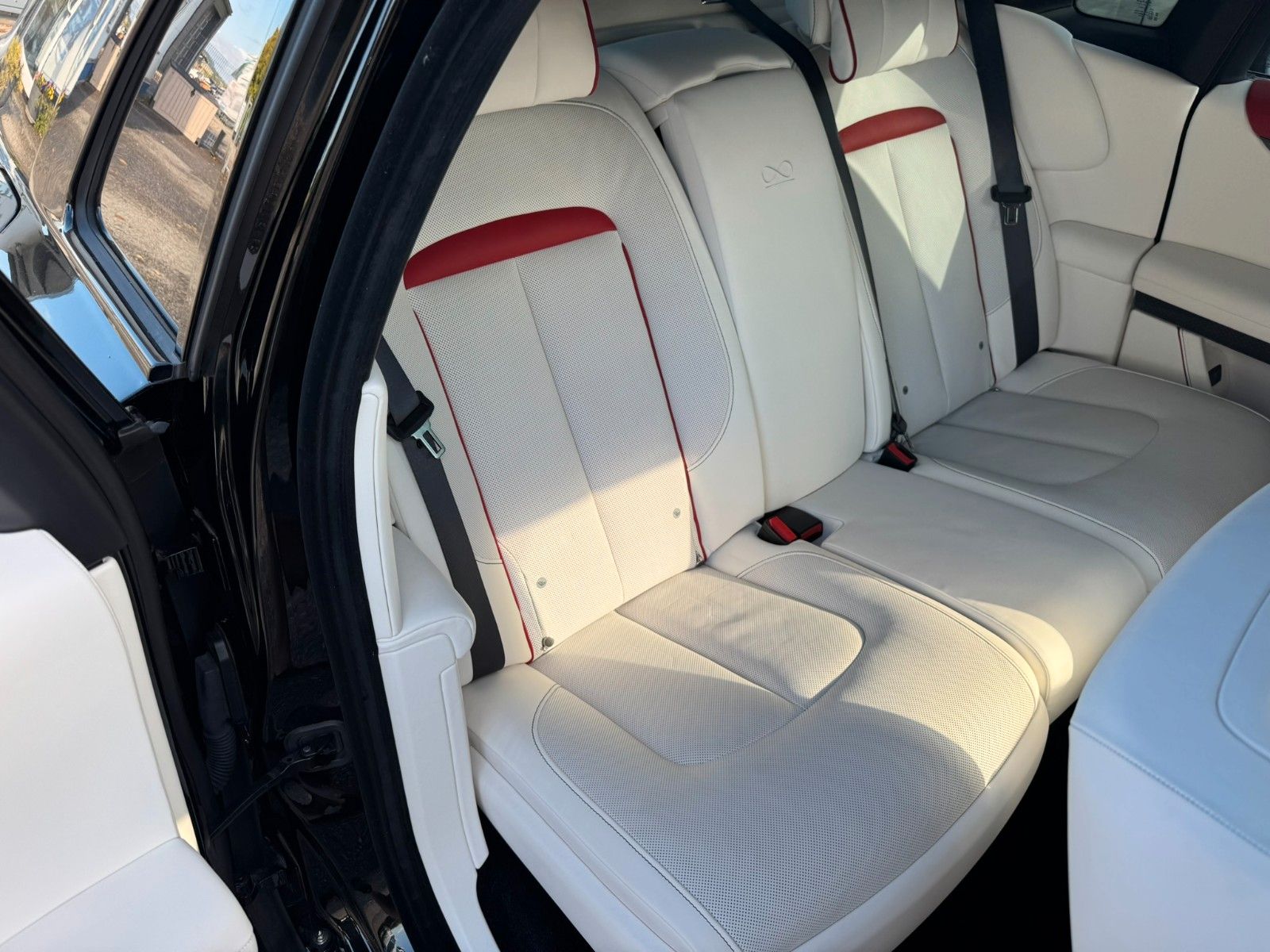 Rolls-Royce Ghost Black Badge foto 23