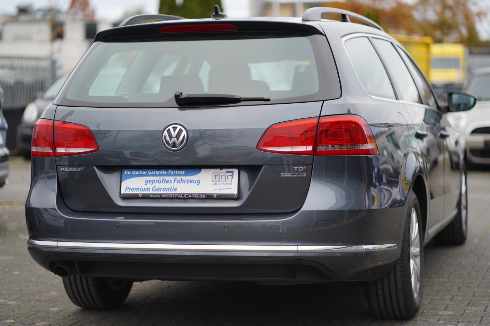 Volkswagen Passat 2011 — photo 12