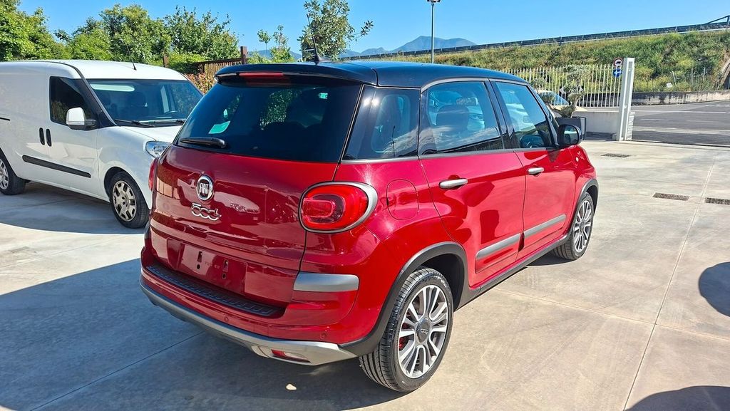 Image of Fiat 500L Cross