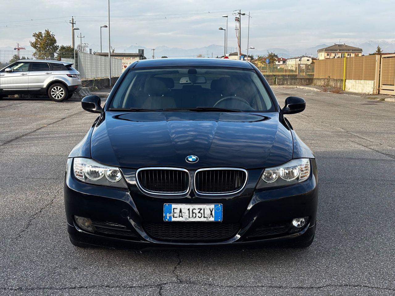BMW 320 2009 — photo 6