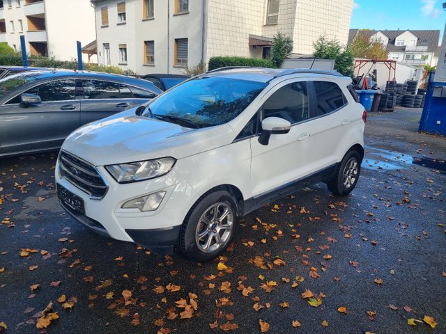 Ford EcoSport 1,0 92kW Titanium Auto.T.LEDER+CAM+NAVI