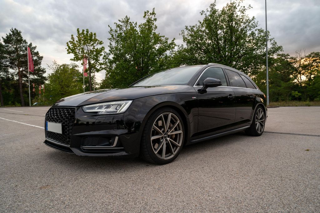 Image of Audi A4