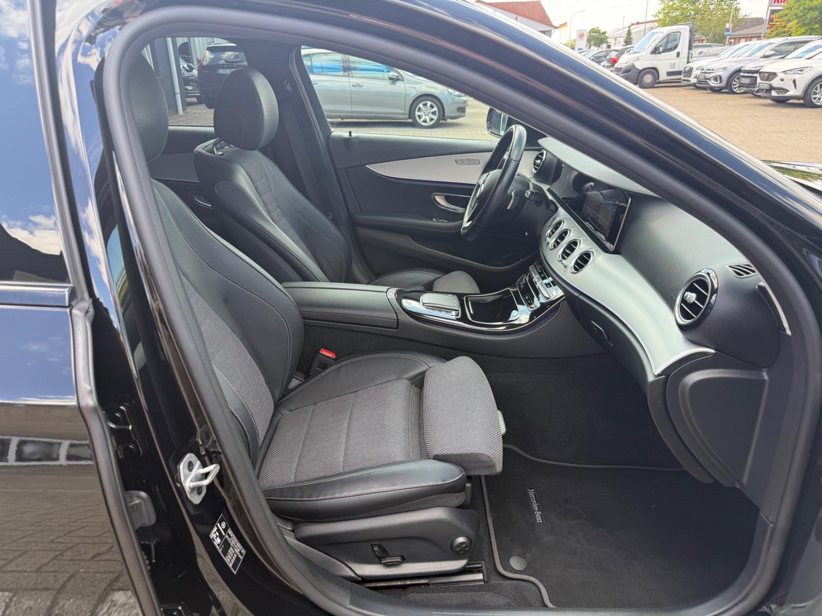 Mercedes-Benz E-Class de 4-Matic,Night,AHK,T-Leder,Tot-Wink, миниатюра 29
