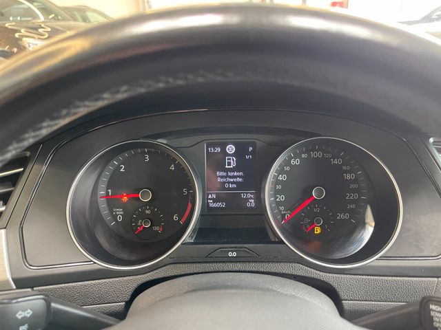 Volkswagen Passat Variant *LED*AHK*ACC*3ZONEN*1HAND*