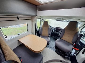 HYMER  ERIBA  HYMERCAR Redwood 601 Explorer 8G LED Fahrkomfort 