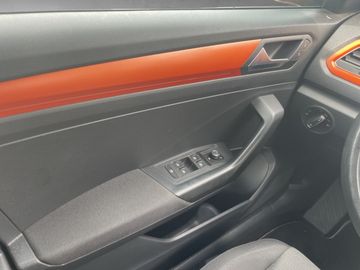 Volkswagen T-Roc 1.5 TSI Style *2XPDC*SHZ*TEL* ALU