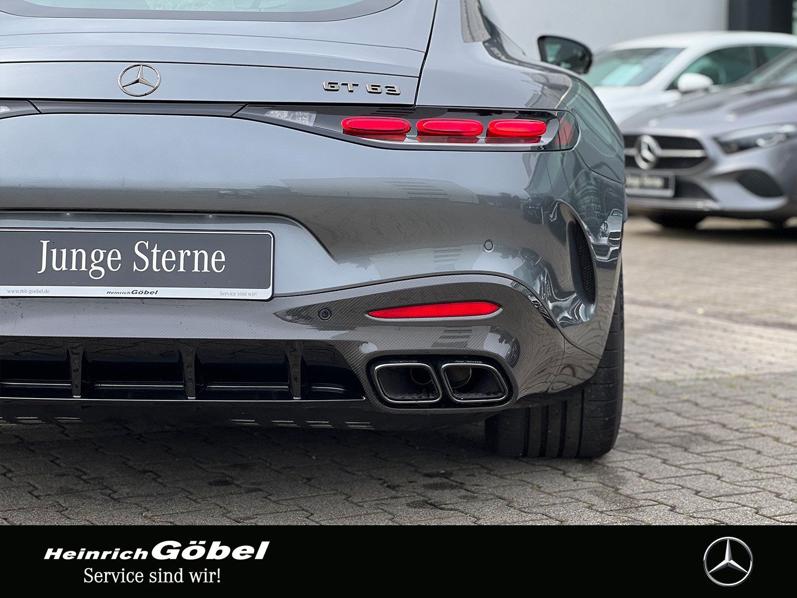 Fahrzeugabbildung Mercedes-Benz AMG GT 63 4M+ PREMIUM+ PANO HUD BURMESTER DISTRO