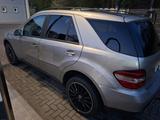 Mercedes-Benz Mercedes Benz ML 320 - Mercedes-Benz ML 320 in Duisburg