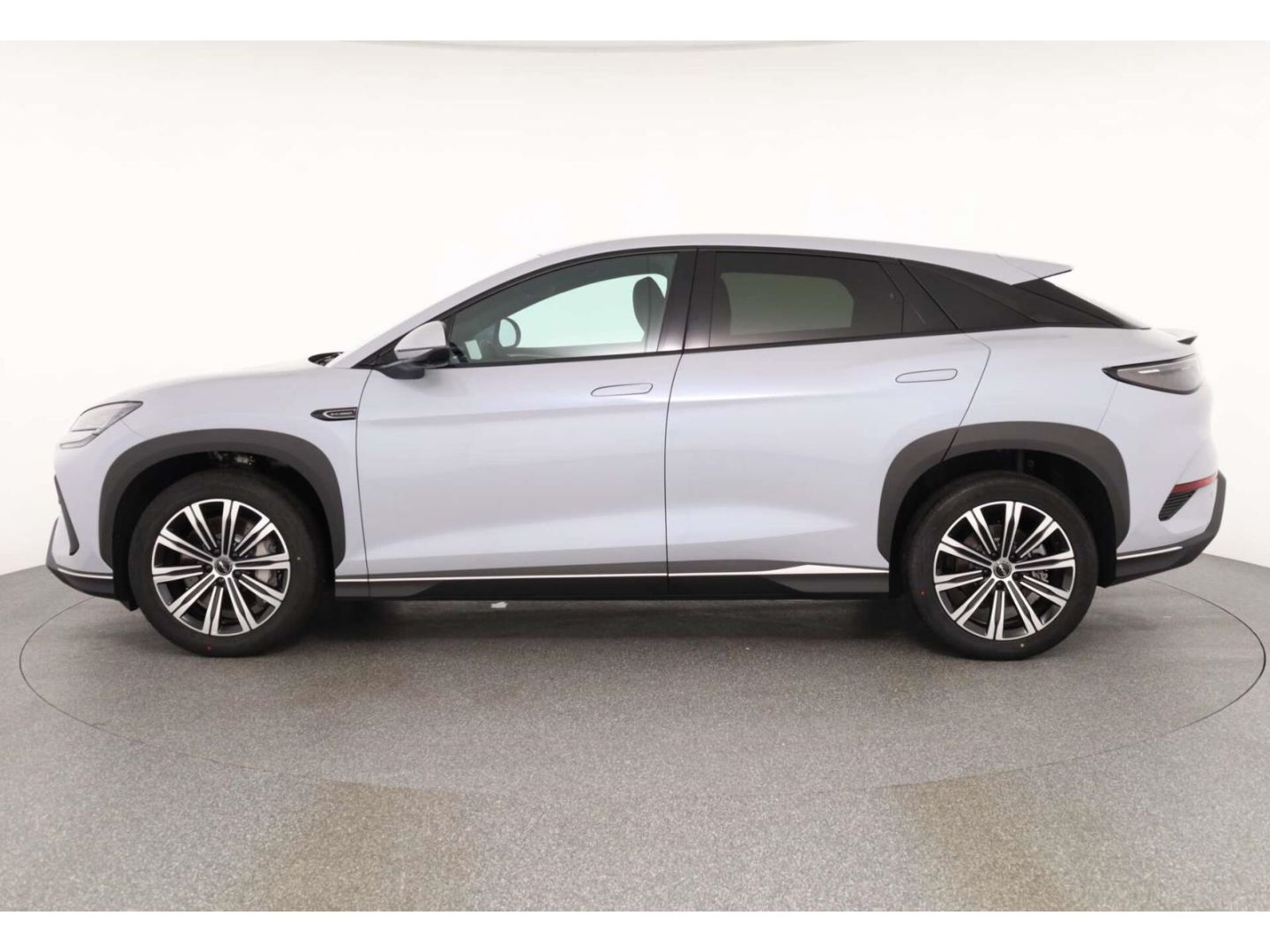 BYD SEALION 7