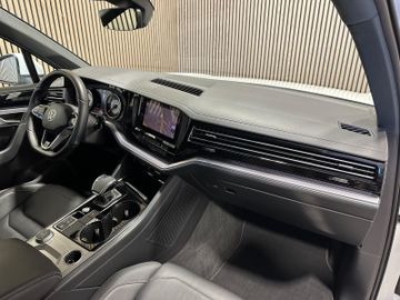 Volkswagen Touareg - 10