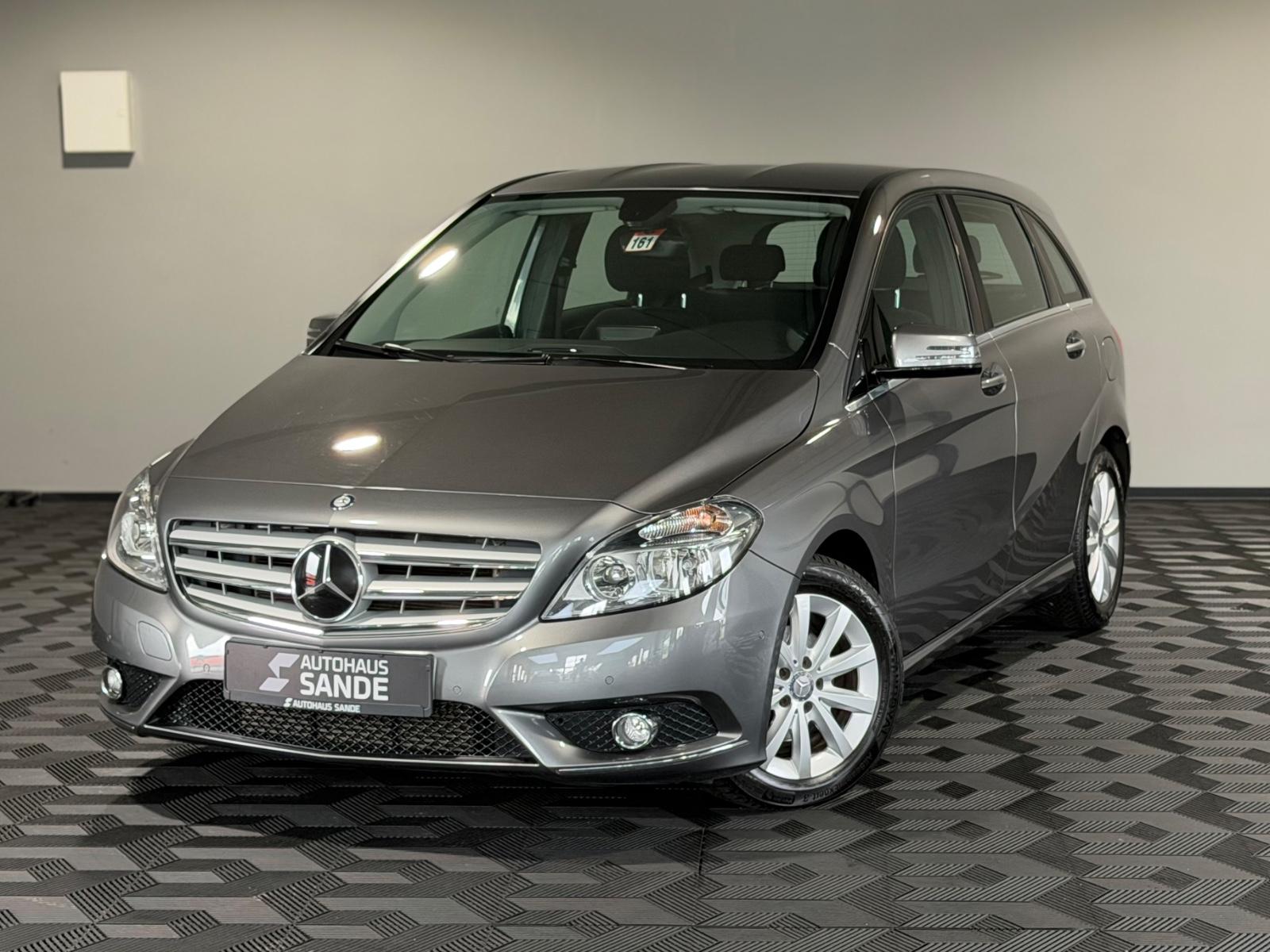 Mercedes-Benz B 180 *AUTOMATIK*SHZ*NAVI*PDC*HU/AU NEU*