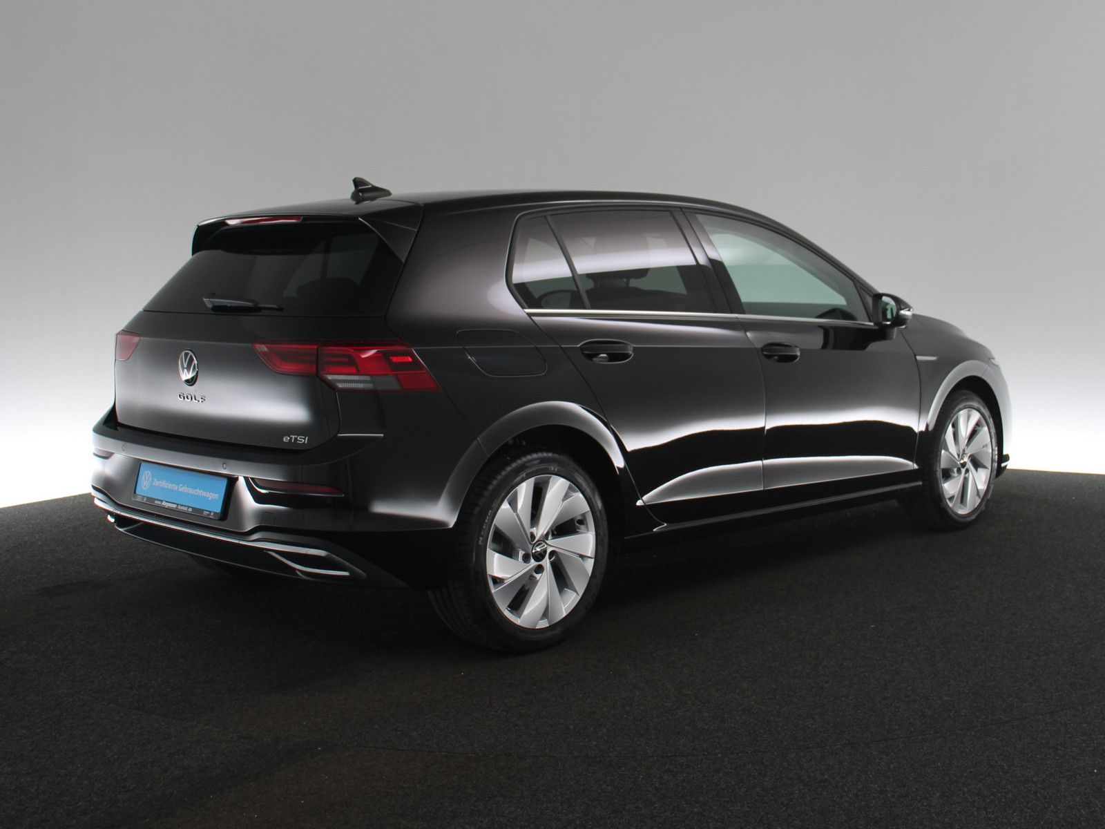 Volkswagen Golf VIII 1.5 eTSI Style LED ACC NAVI KAMERA SHZ foto 5