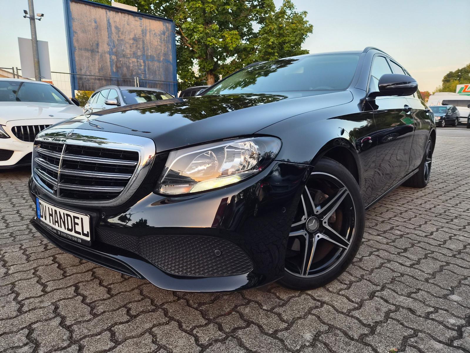 Mercedes-Benz E 220 E T-Modell AMG Line*Head-Up /Leder/Virtuel