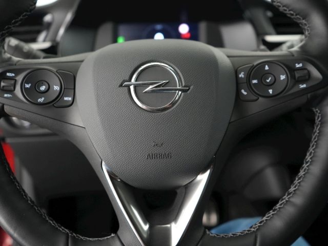 Corsa F ULTIMATE AT+LED MATRIX+NAVI+RÜCKFAHRKAME