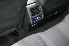 VW Golf GTI Clubsport | Akrapovic | Pano | AHK VW Golf GTI Clubsport | Akrapovic | Pano | AHK