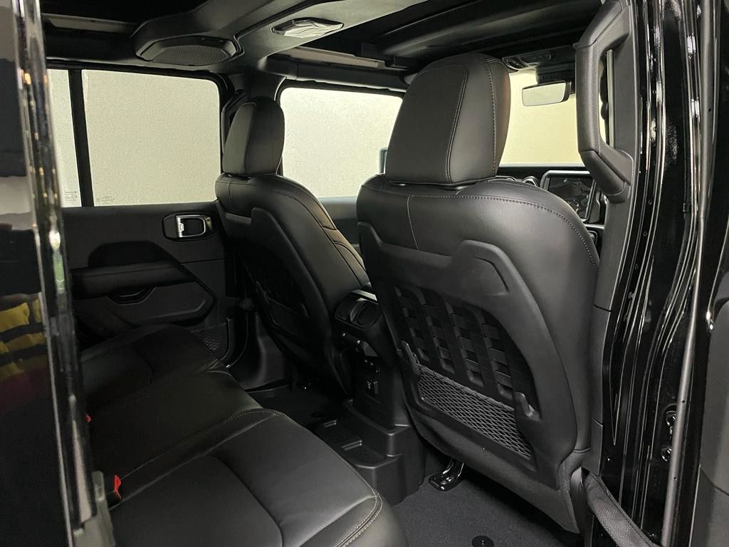 Fahrzeugabbildung Jeep 392 UNLIMITED RUBICON 6.4L-V8 SKY ONE 1.HD